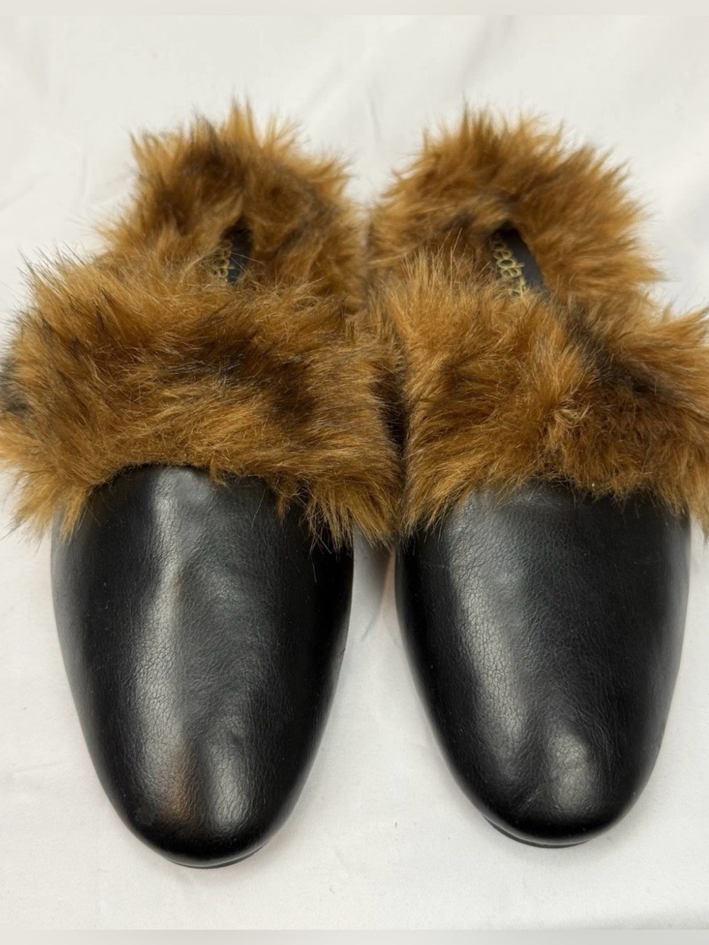 ShoeDazzle Mules Black Faux Leather Women's Size 7 Faux Fur Lined Slides